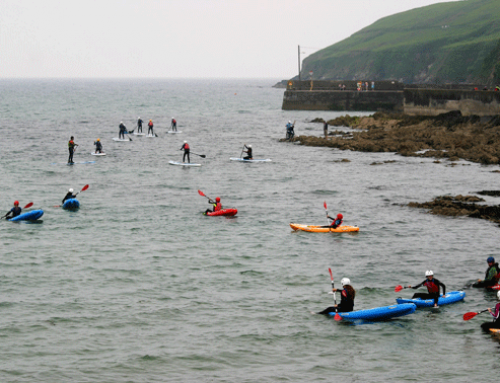 Ecole de Mer student kayaking